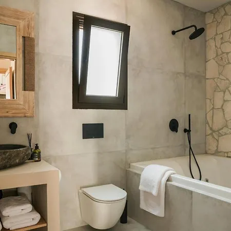 Adrias Kefalonia Zóla