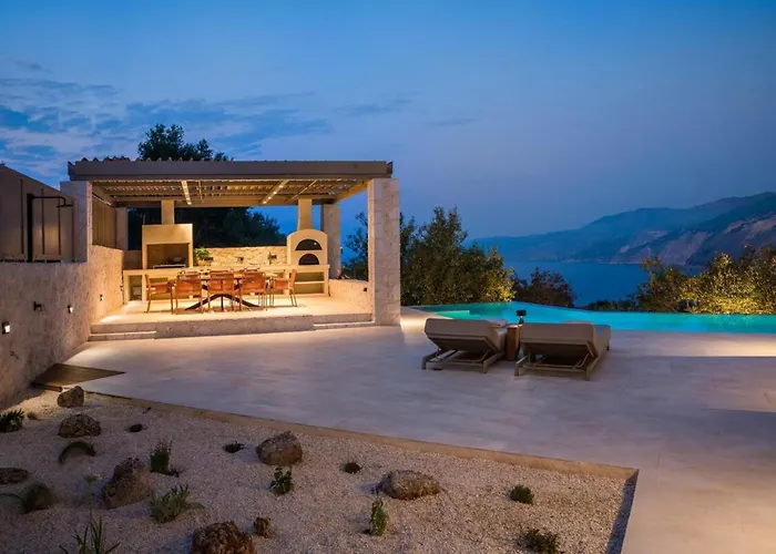 Adrias Kefalonia * Zóla